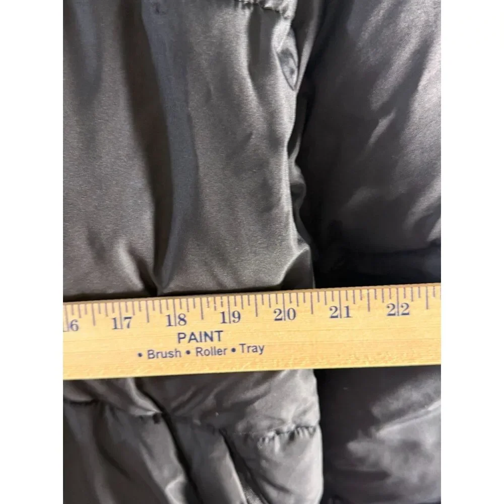 All in Motion Women’s Black Puffer Jacket Full Zip Minimalist Athleisure